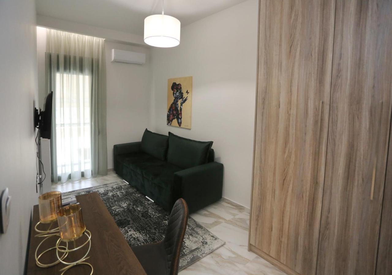 La Larissa Luxury Apartments Peneus מראה חיצוני תמונה