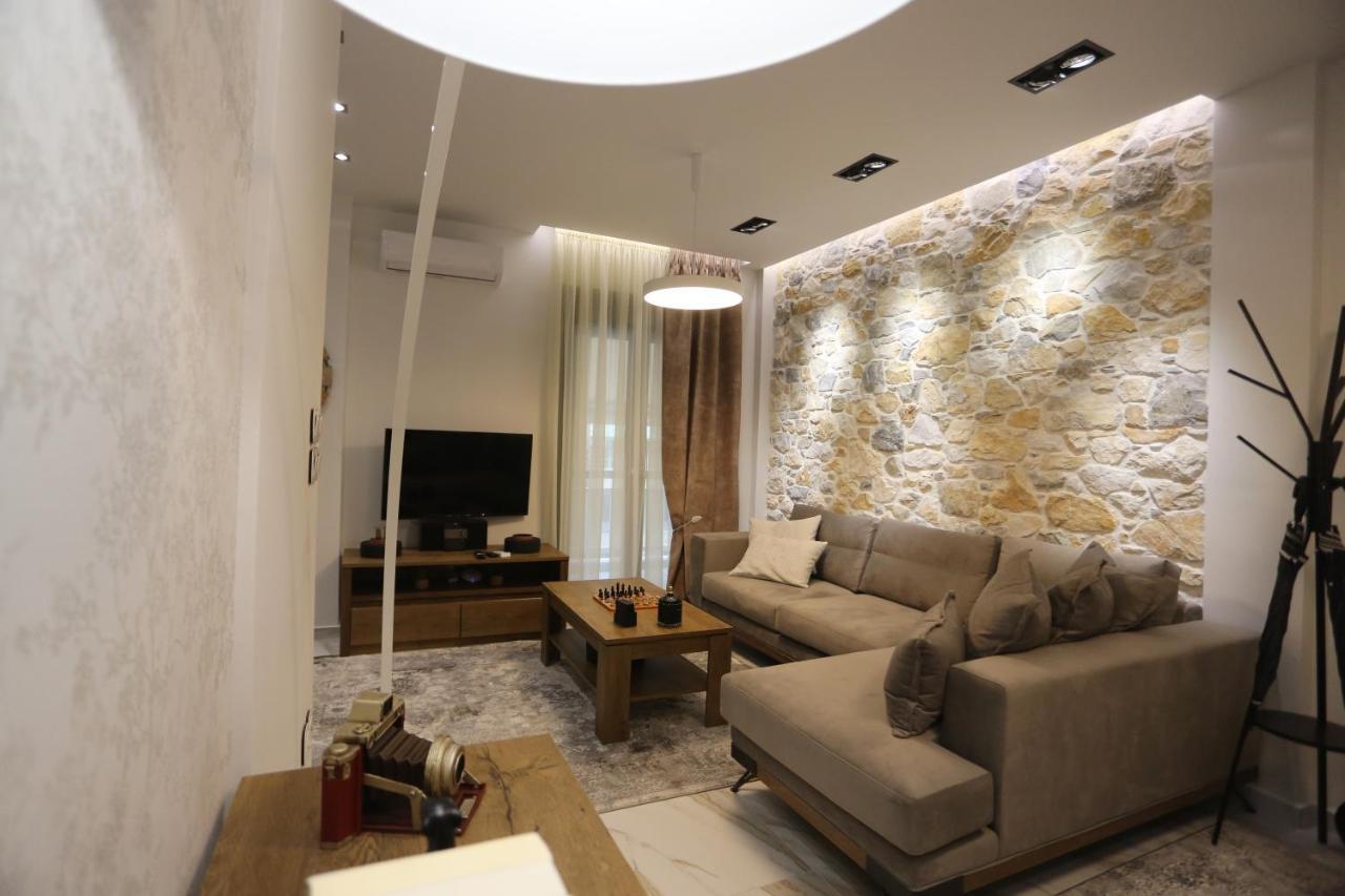 La Larissa Luxury Apartments Peneus מראה חיצוני תמונה