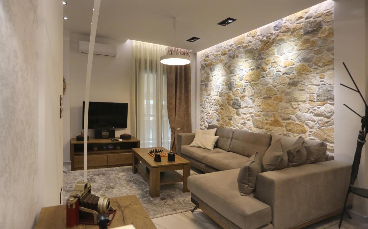 La Larissa Luxury Apartments Peneus מראה חיצוני תמונה