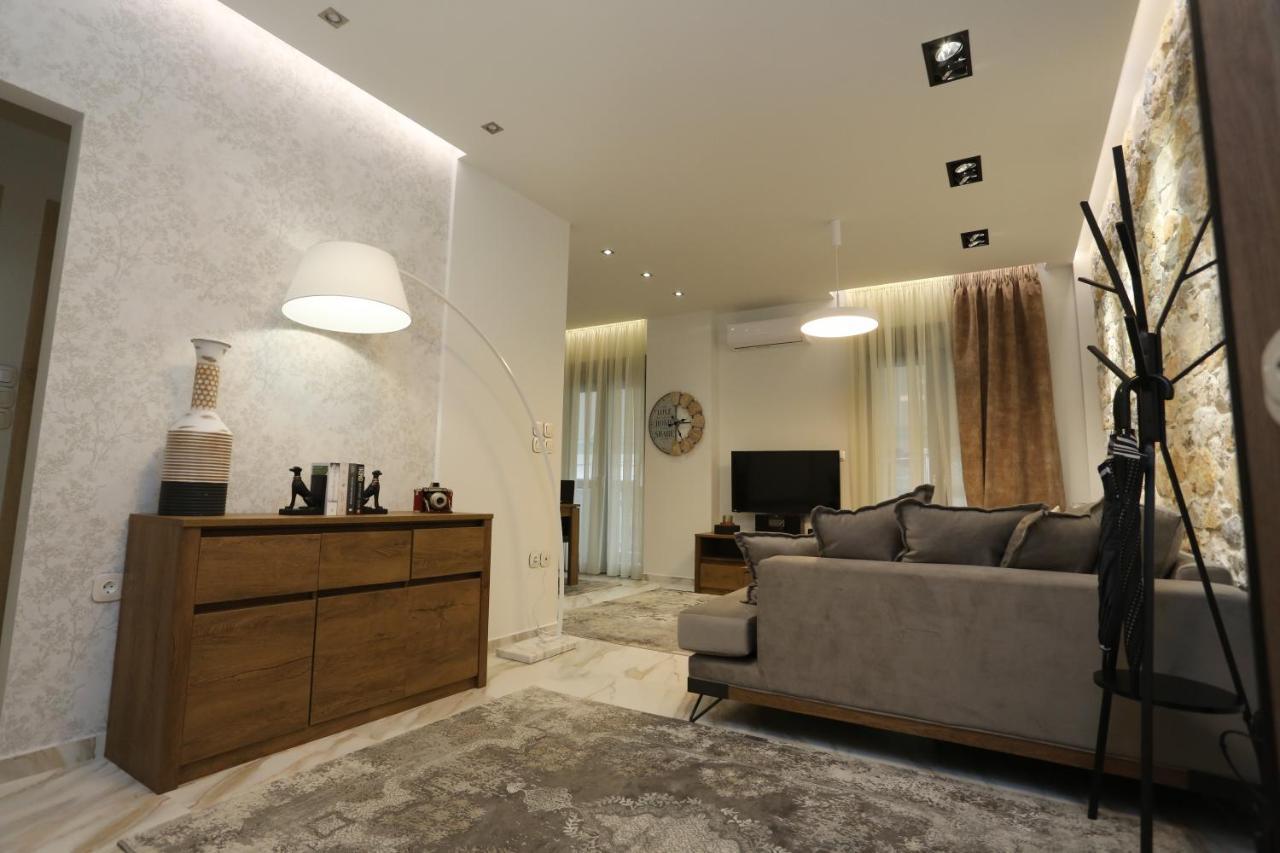 La Larissa Luxury Apartments Peneus מראה חיצוני תמונה