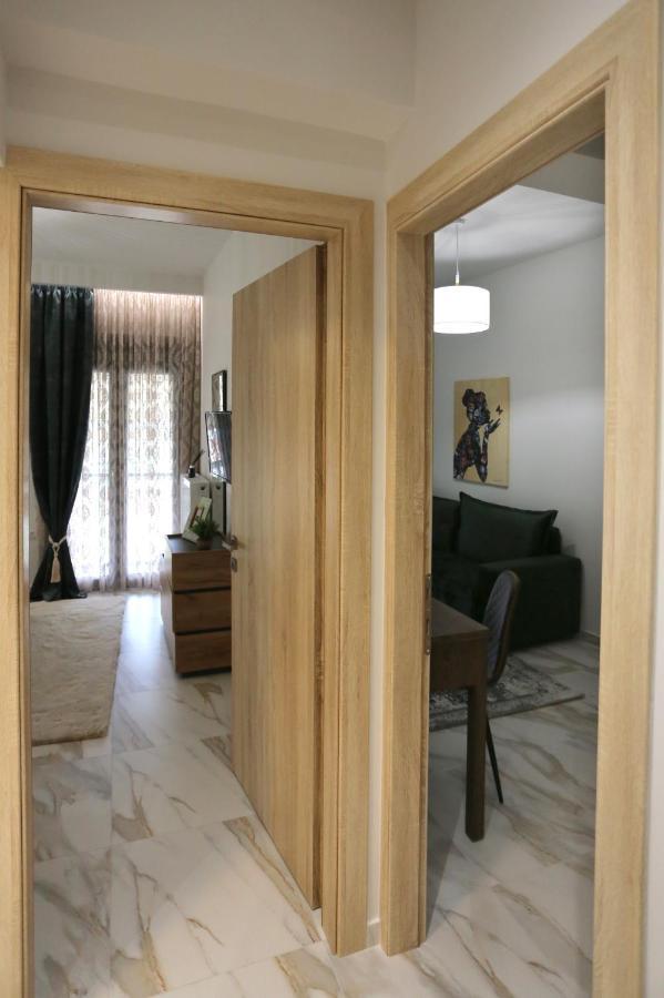 La Larissa Luxury Apartments Peneus מראה חיצוני תמונה